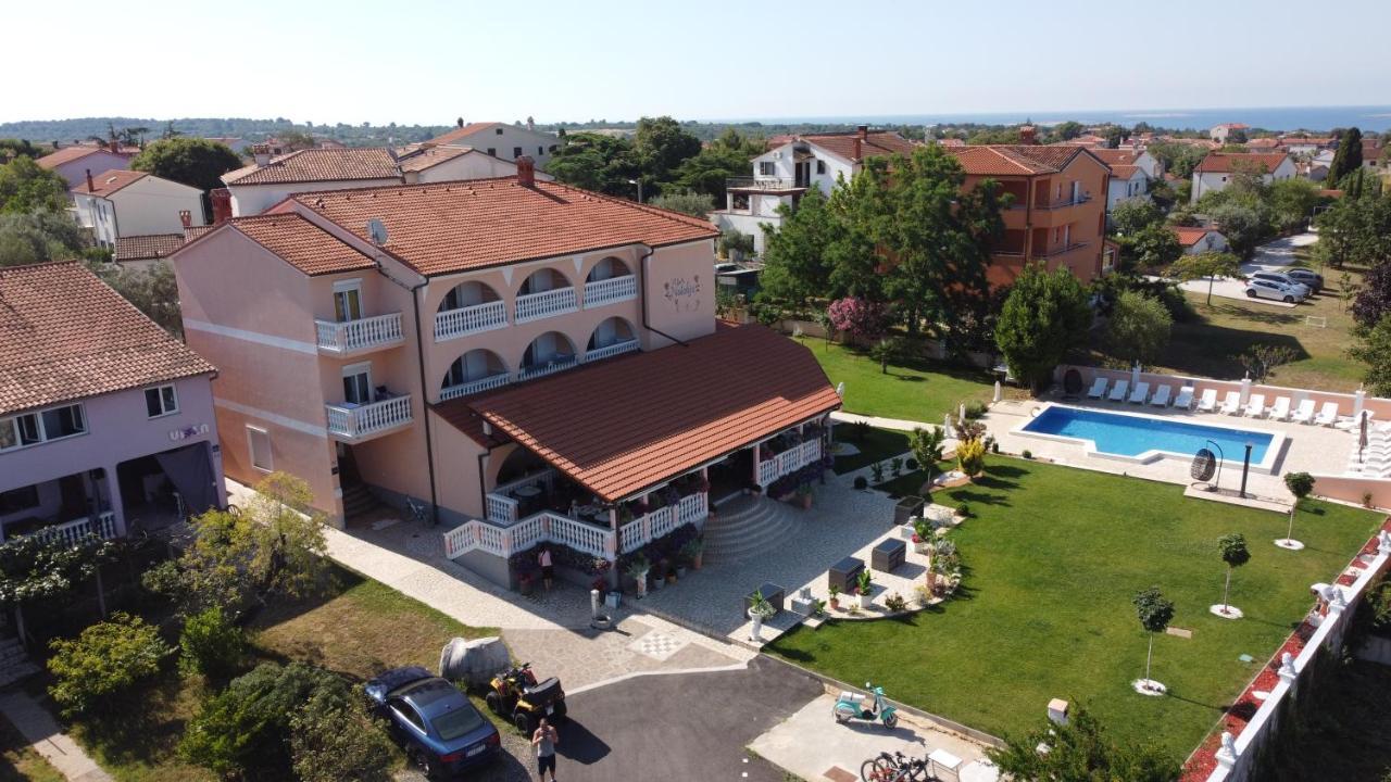 Villa Natalija Medulin Exterior foto